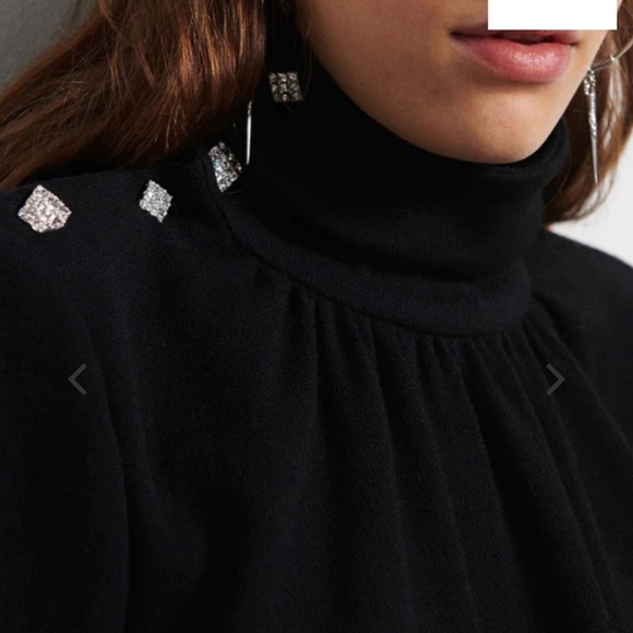 Bash blouse with jewelled buttons - Picture 8 of 9